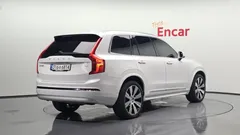 2022 Volvo XC90 T8 Ultimate Bright Hybrid, белый — фото 2