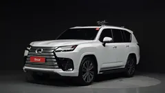 2025 Lexus LX 700h Luxury — фото 1