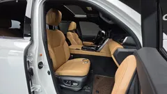 2025 Lexus LX 700h Luxury — фото 12