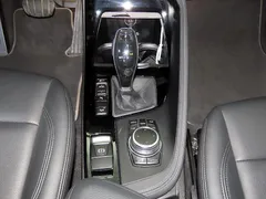 2022 BMW X1 xDrive 20i xLine, серый — фото 12