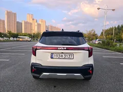 2023 Kia Seltos Gasoline 1.6 Turbo 2WD — фото 4