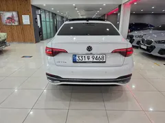 2023 Volkswagen Jetta 1.5 TSI Prestige, белый — фото 4