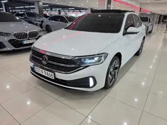 2023 Volkswagen Jetta 1.5 TSI Prestige, белый — фото 13