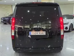 2022 Hyundai Staria L3.5 Tourer 11-Seater, чёрный — фото 4