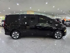 2022 Hyundai Staria L3.5 Tourer 11-Seater, чёрный — фото 5
