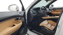 2022 Volvo XC90 B6 Inscription — фото 10