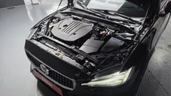 2023 Volvo V60 B5 Ultimate AWD, чёрный — фото 6