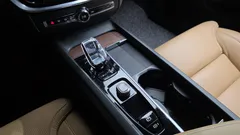 2023 Volvo V60 B5 Ultimate AWD, чёрный — фото 9