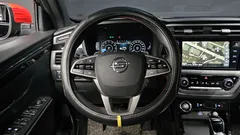 2022 KG_Mobility_Ssangyong KORANDO Gasoline 1.5 2WD R-Plus, чёрный — фото 13