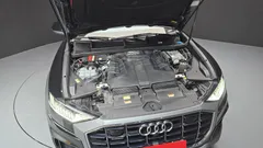 2022 Audi Q8 45 TDI Quattro Premium, чёрный — фото 6