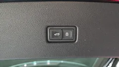 2022 Audi Q8 45 TDI Quattro Premium, чёрный — фото 20