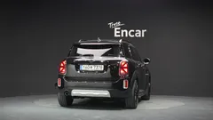 2022 Mini Countryman Classic Plus, чёрный — фото 4