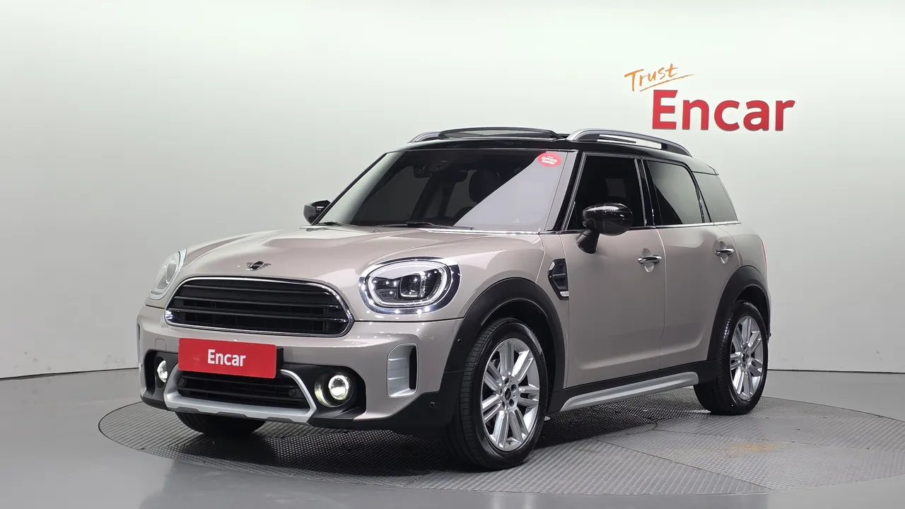2023 Mini Countryman Classic Plus Launch Pack