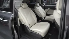 2023 Kia Carnival Diesel 9-Seater Noblesse — фото 15