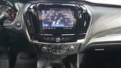 2023 ChevroletGMDaewoo Traverse 3.6 AWD Hi Country, белый — фото 13