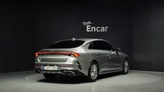 2023 Kia K5 Signature — фото 2