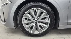 2023 Kia K5 Signature — фото 5
