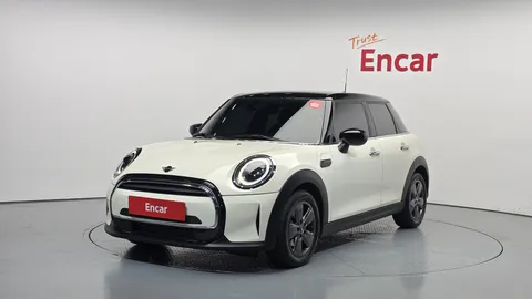 2023 Mini Cooper 5Door Classic Launch Pack