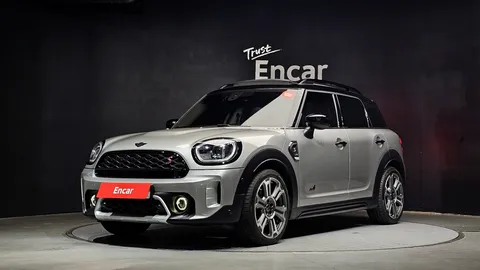 2023 Mini Countryman ALL4 Classic Launch Pack