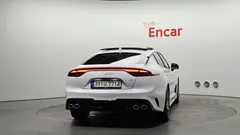 2022 Kia Stinger 2.5 AWD Masters, белый — фото 4