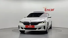 2022 BMW Gran Turismo 640i xDrive Luxury — фото 3
