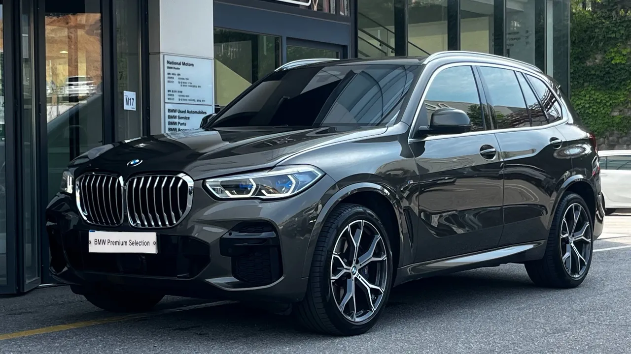2023 BMW X5 xDrive 40i M Sport
