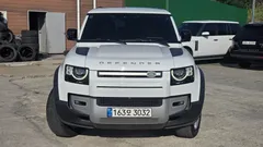 2022 Land Rover Defender 110 D300 HSE, белый — фото 3