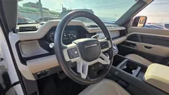 2022 Land Rover Defender 110 D300 HSE, белый — фото 16