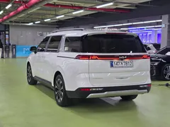 2023 Kia Carnival Gasoline 9-Seater Prestige — фото 4