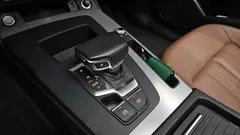 2022 Audi Q5 40 TDI Quattro Sportback, белый — фото 9