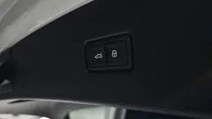 2022 Audi Q5 40 TDI Quattro Sportback, белый — фото 18