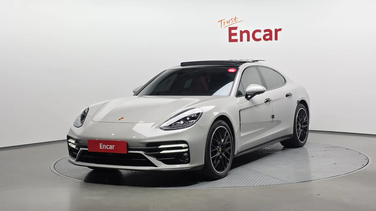 2023 Porsche Panamera 2.9 AWD Platinum Edition