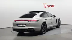 2023 Porsche Panamera 2.9 AWD Platinum Edition — фото 2
