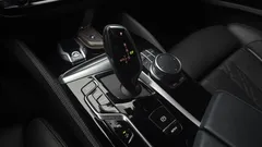 2023 BMW Gran Turismo 640i xDrive M Sport, белый — фото 9