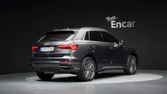 2023 Audi Q3 35 TDI Quattro Premium — фото 2