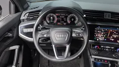 2023 Audi Q3 35 TDI Quattro Premium — фото 13