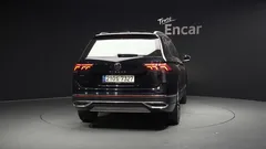 2023 Volkswagen Tiguan 2.0 TSI Prestige — фото 4