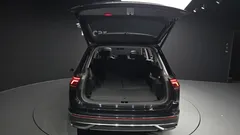 2023 Volkswagen Tiguan 2.0 TSI Prestige — фото 20