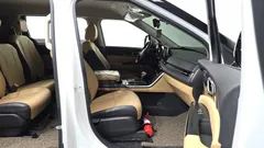 2023 Kia Carnival Gasoline 11-Seater Prestige — фото 11
