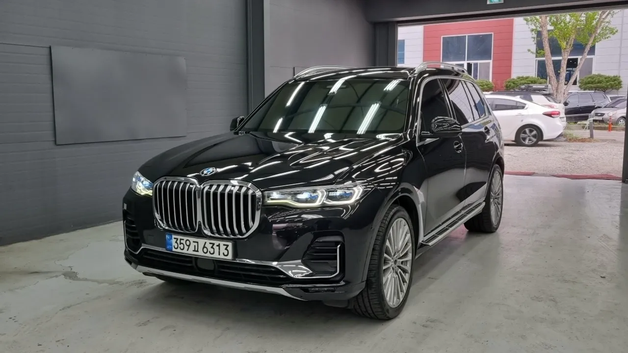 2022 BMW X7 xDrive 40d Design Pure Excellence 6-Seater