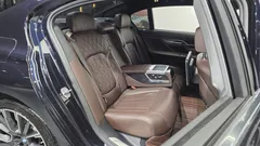 2021 BMW 7-Series 740Li xDrive M Sport Package — фото 12