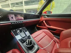 2023 Porsche 911 Carrera 4 Cabriolet, красный — фото 9