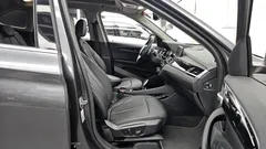 2022 BMW X1 xDrive 20i xLine, серый — фото 11