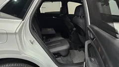 2023 Audi Q5 40 TDI Quattro Premium, белый — фото 11