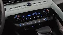 2024 Hyundai AVANTE 1.6, белый — фото 18