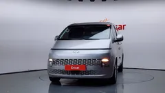 2022 Hyundai Staria Cargo 3-Seater, серо-серебристый — фото 3