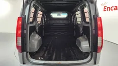 2022 Hyundai Staria Cargo 3-Seater, серо-серебристый — фото 20