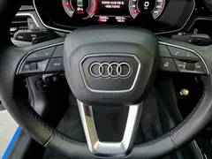 2023 Audi A4 40 TFSI Premium, синий — фото 18