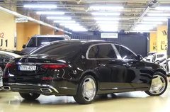 2022 Mercedes-Benz S-Class Maybach S580 4MATIC — фото 3