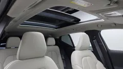 2023 Volvo XC40 B4 Ultimate Bright — фото 13
